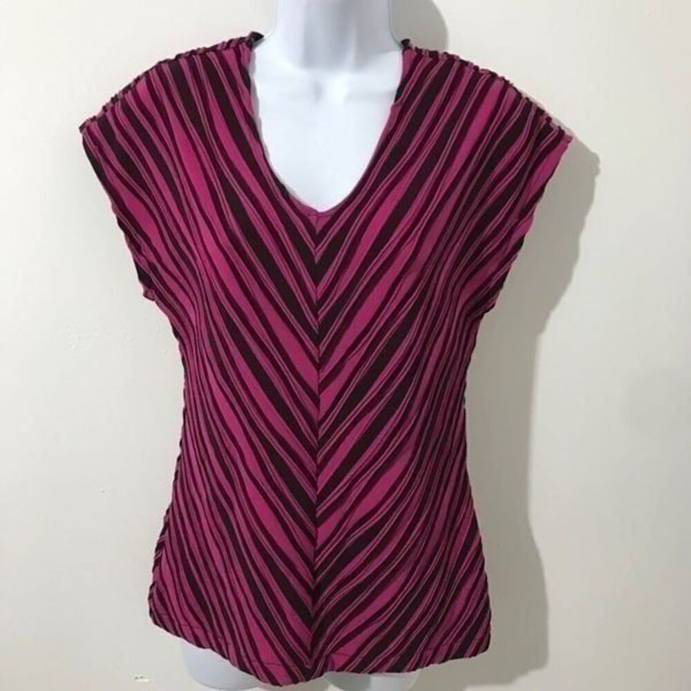 dana buchman V neck Sleeveless blouses…715
